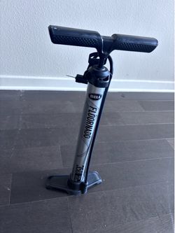 2 bell floornado floor tire pump