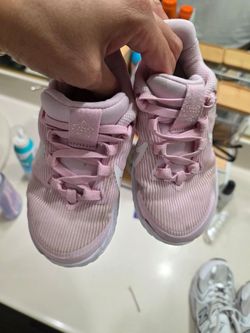 Girls pink Nike sneakers
