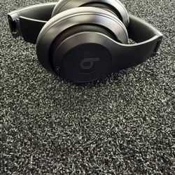 Beats Studio Pro