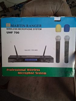 Wireless microphone system.