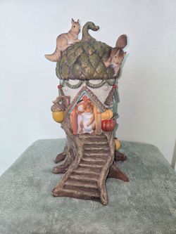 Tabletop Treehouse (Light Up)