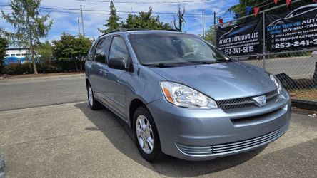 2005 Toyota Sienna LE AWD – $2,900

AWD !!!

🚗 3.3L V6 • All Wheel Drive • 3rd Row Seating
📍 238,308 Miles

Runs and drives smooth. Reliable Toyota 