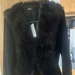 NEW Large Fit Medium Gorgeous Sweater/Jacket Black. SALE SALE $28 🍀