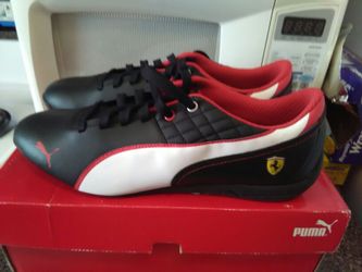 Leather pumas new in box size 11