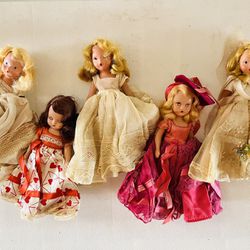 Dolls Antique Asso
