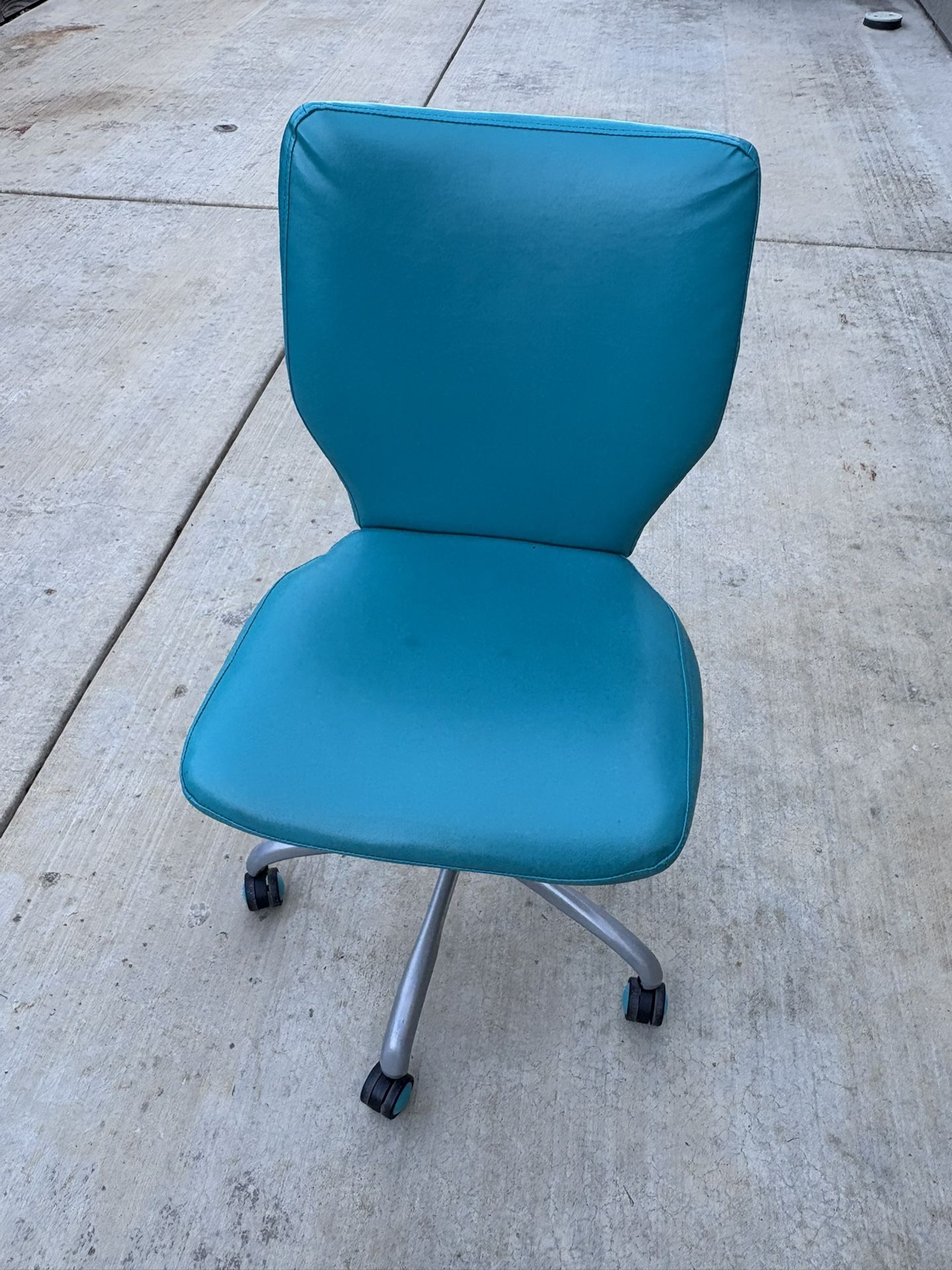 Kids Desk Chair
