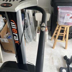 Vibrations Workout Machine 