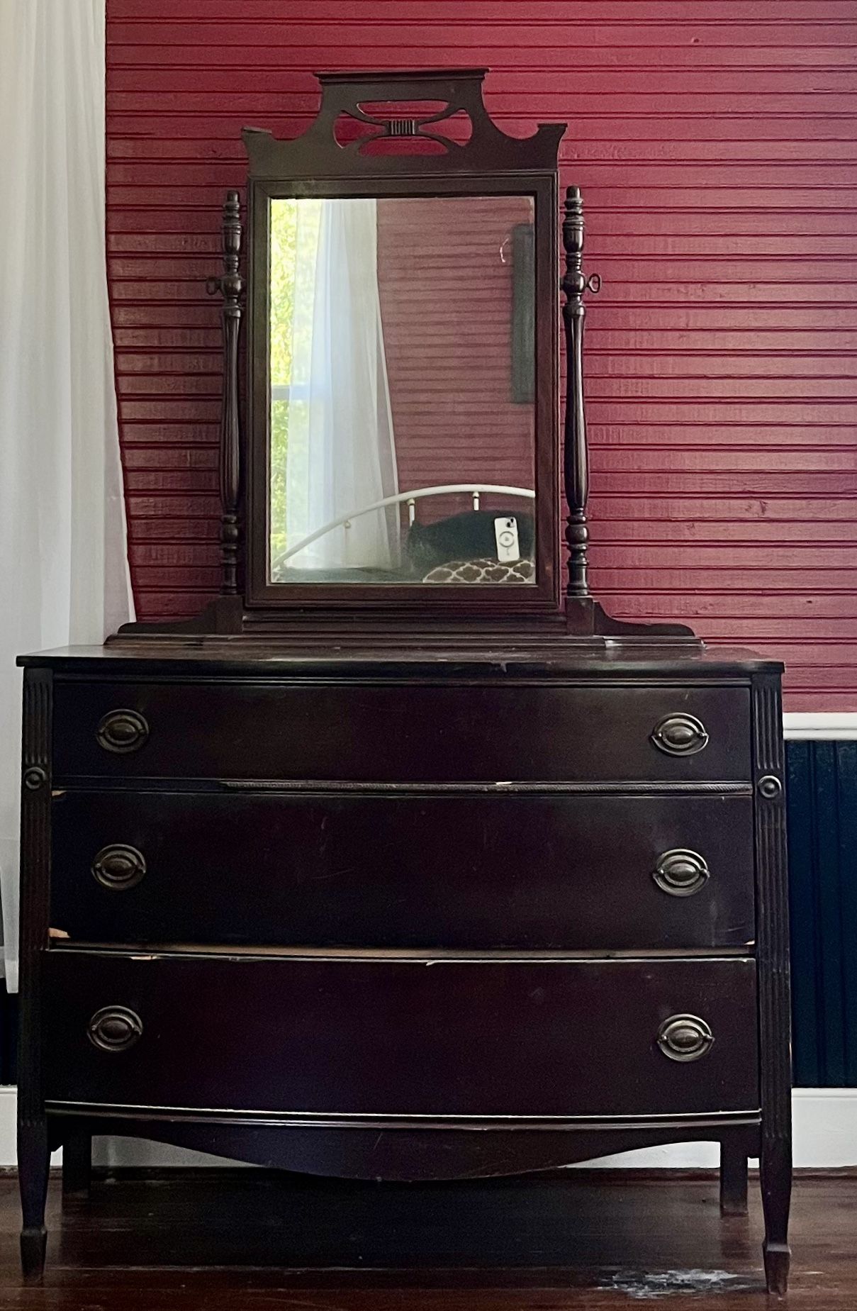 Antique 3-Drawer Dresser with Mirror – Early 1900s Federal Revival
