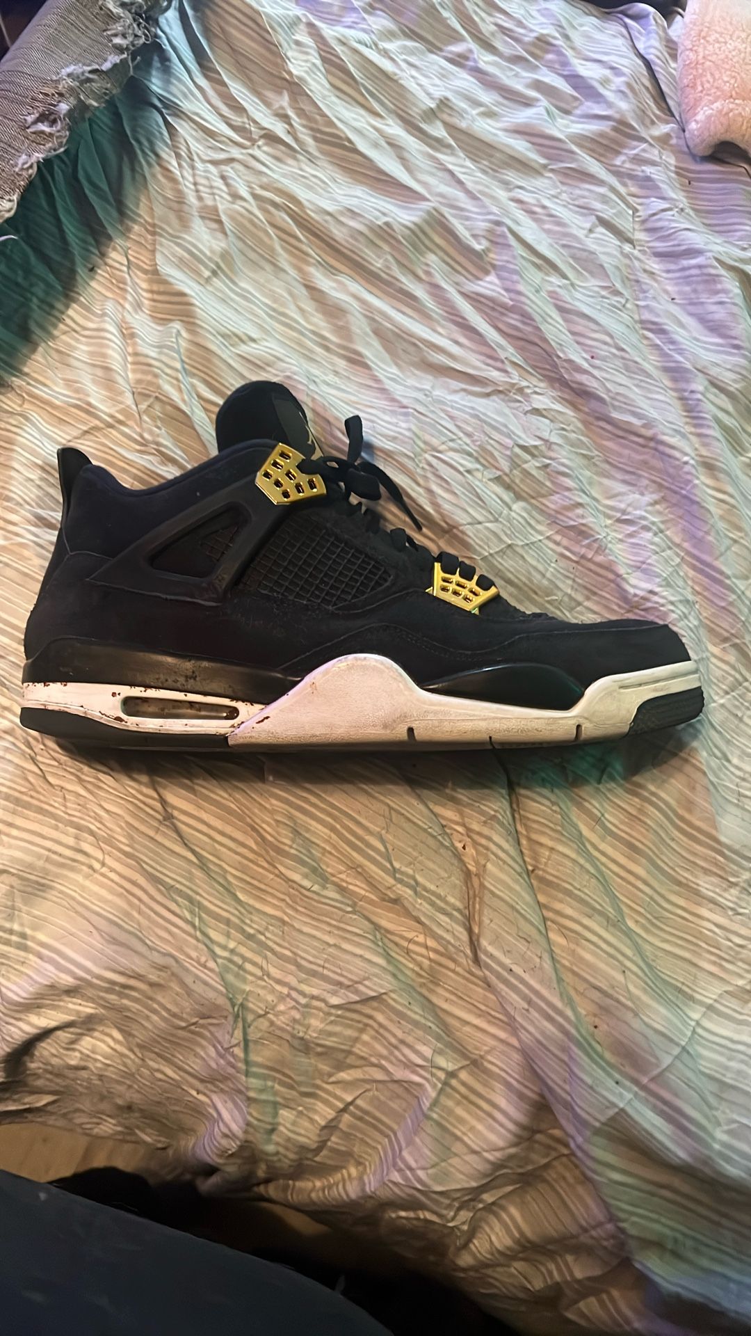 Jordan 4 Royalty