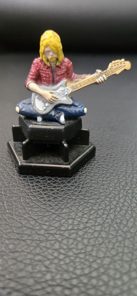 Trivial Pursuit 90s Time Capsule Edition Kurt Cobain Grunge Guy Token Piece 2004