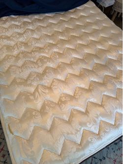 Queen Mattress Need Gone NOW