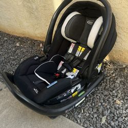 Infant Car seat 