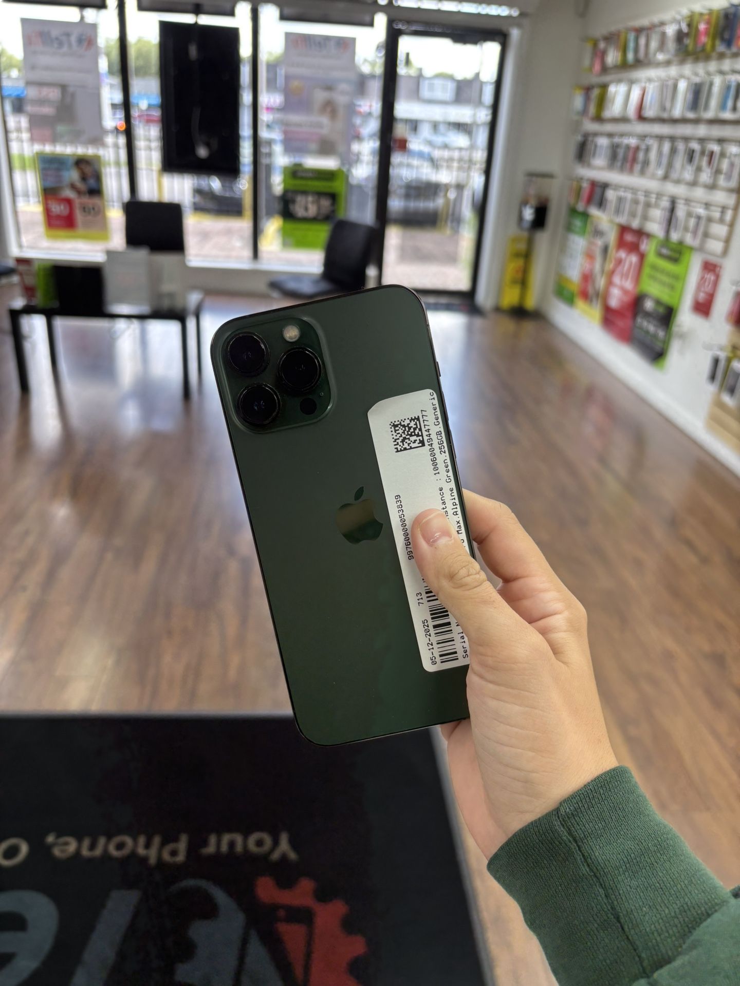 iPhone 13 Pro Max Unlocked 256gb $99 Down