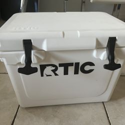 RTIC 20 Cooler