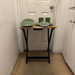 3 Medium/3 Small Plates and 2 Mugs Sets