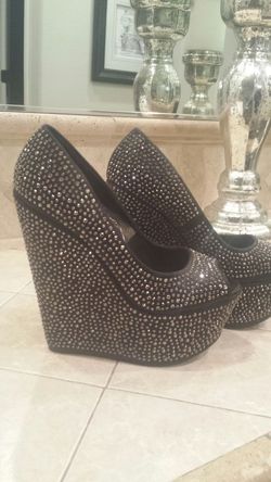 Woman's wedges