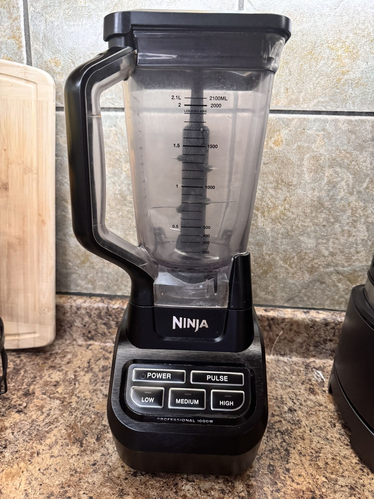 Ninja® Professional Blender 1000W BL610