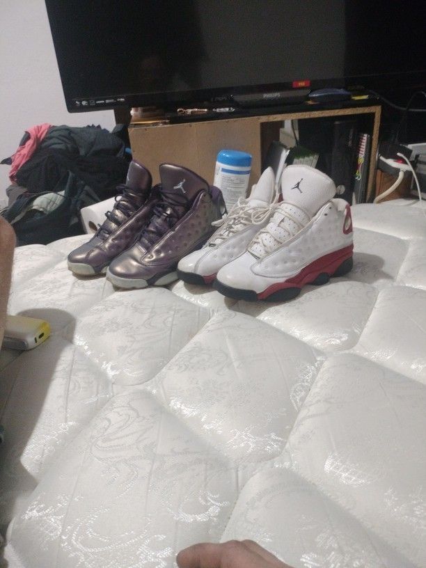 2 Pairs Air Jordan 13