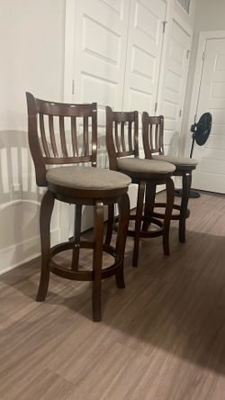 Counter chairs/ Bar stools