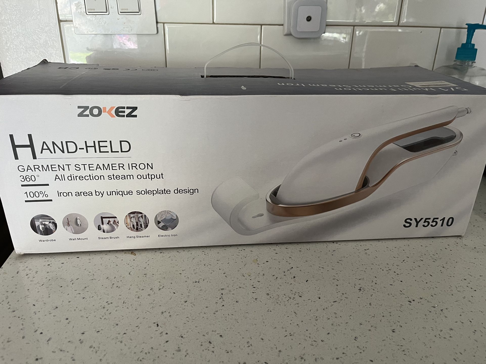 Hand-held Garment Steamer Iron