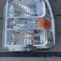 Passenger Headlight For E-450  Ford