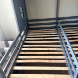 Double Twin Frame