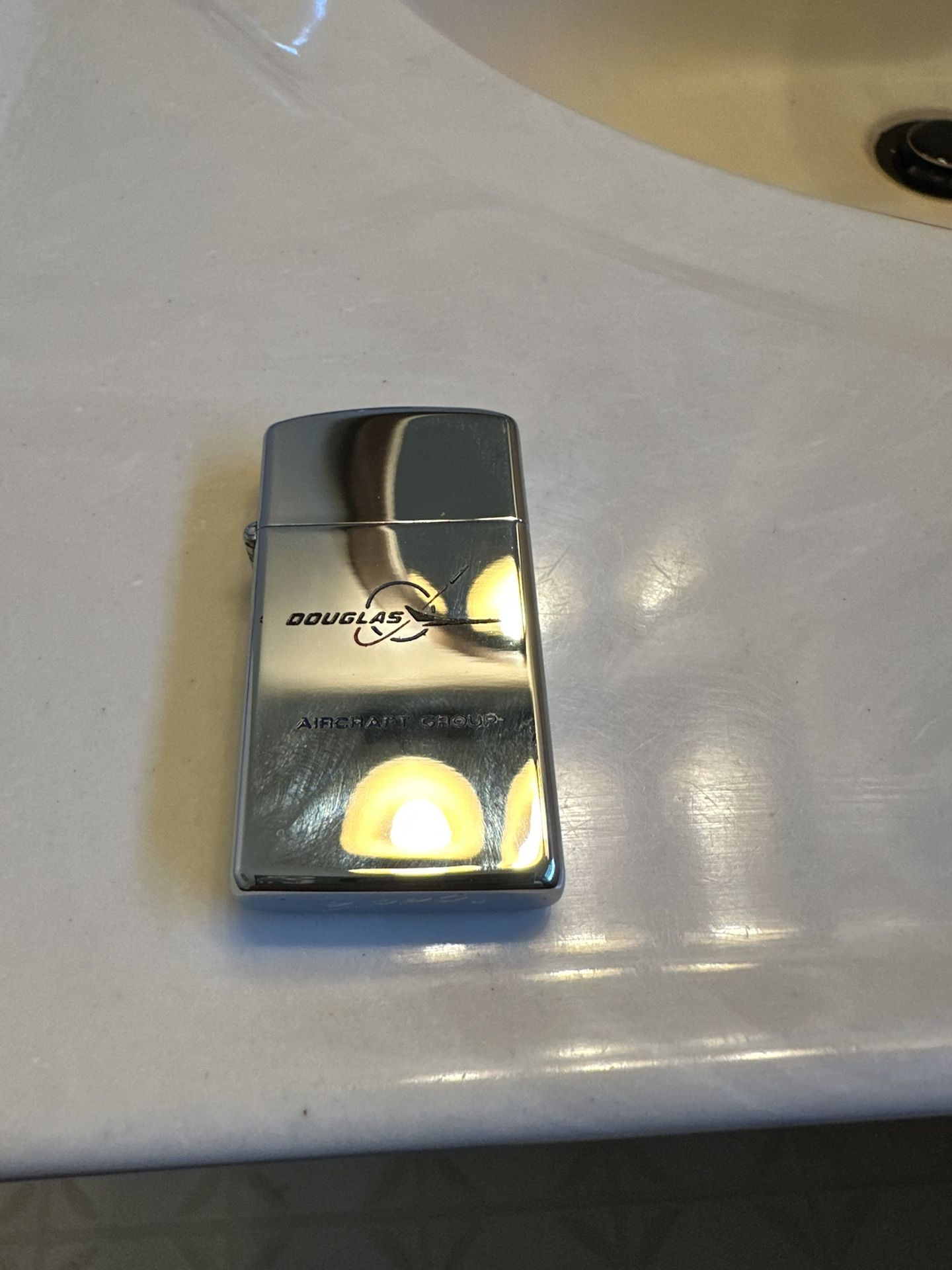 Vintage 1964 Slim Zippo