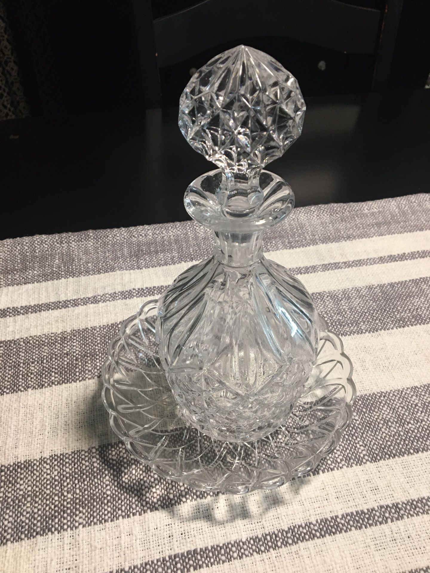 Crystal decanter