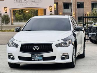 2015 INFINITI Q50