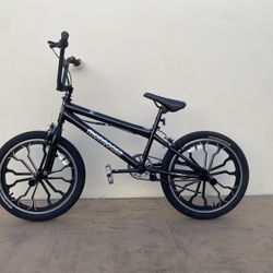20” Mongoose Rebel Freestyle Bmx Bike 