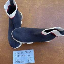 Michael Kors Tennis Shoes  Women Size 7 Zapatos De MUJER 