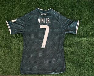 Real Madrid Jersey Vini JR