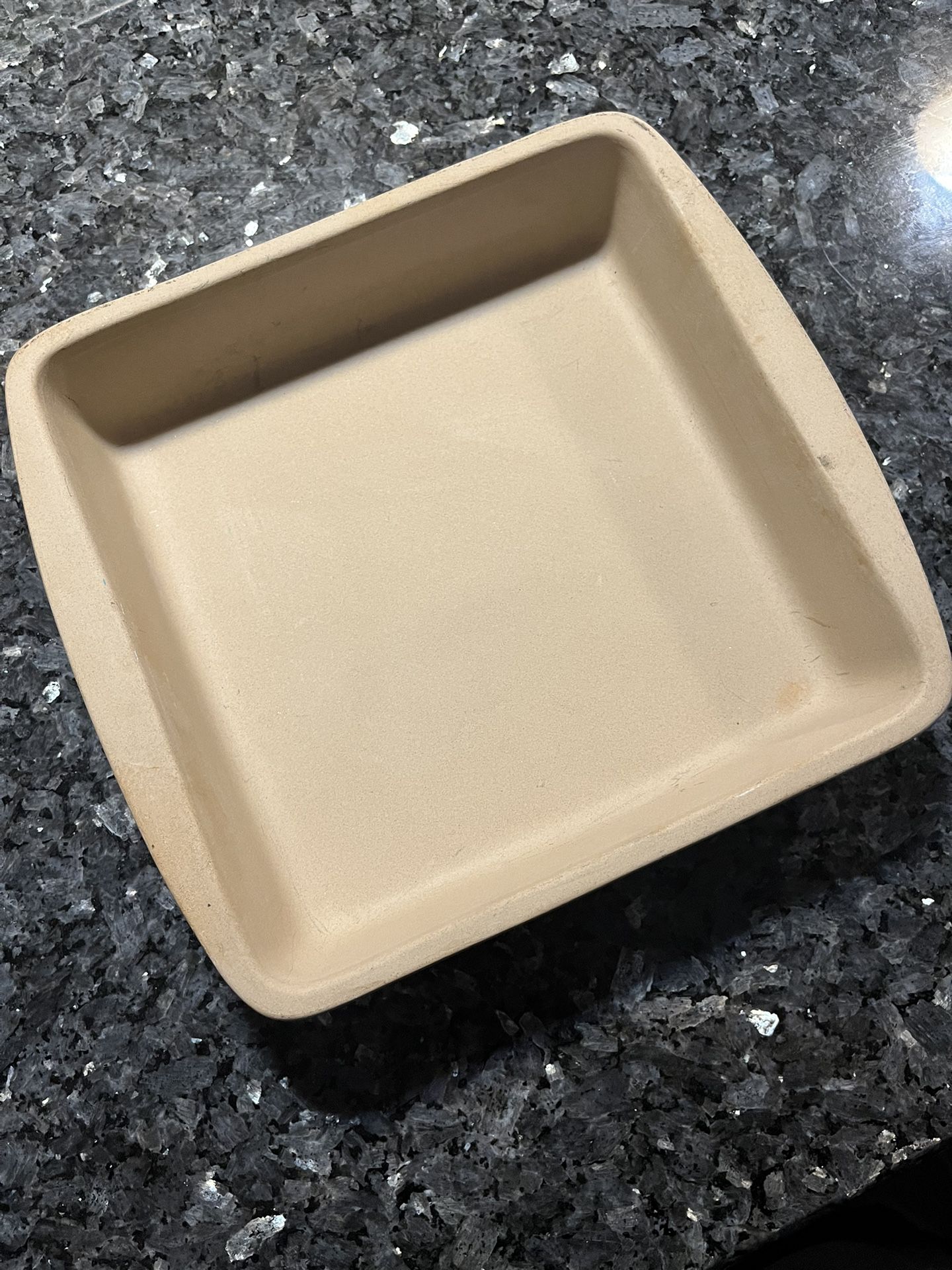 The Pampered Chef Stoneware 9” Square Baker Pan for Sale in Waipahu, HI -  OfferUp