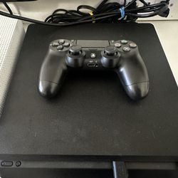 PS4 SLIM 1TB