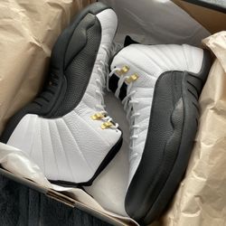 Jordan 12 taxi