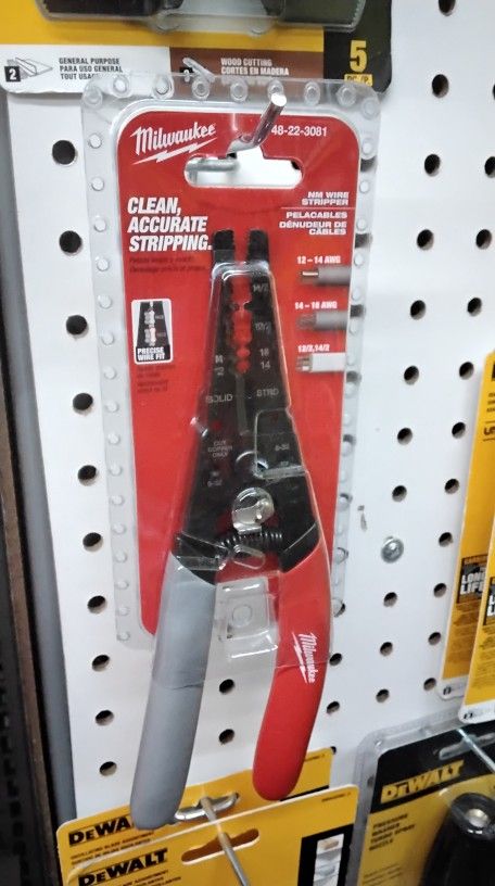 MILWAUKEE NM WIRE STRIPPER