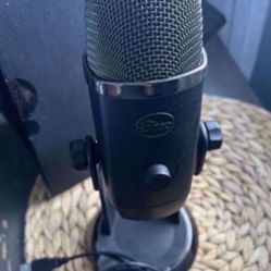 Yet Gaming Microphone 