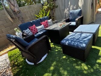 Patio furniture set outdoor new in the box