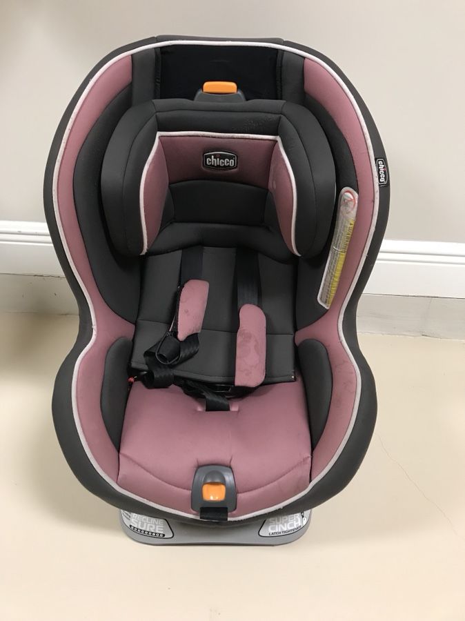 Chicco Car Seat Pink & Gray