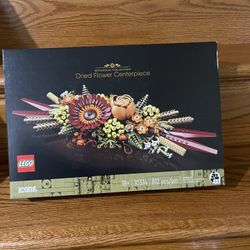 Lego  Centerpiece/ New