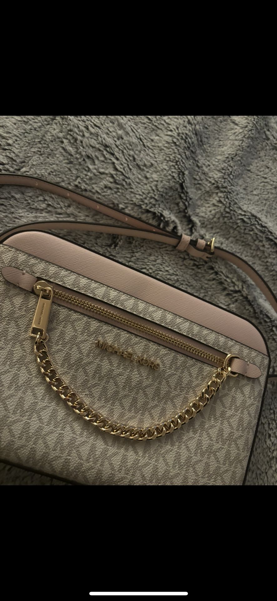 pink & gold Michael Kors