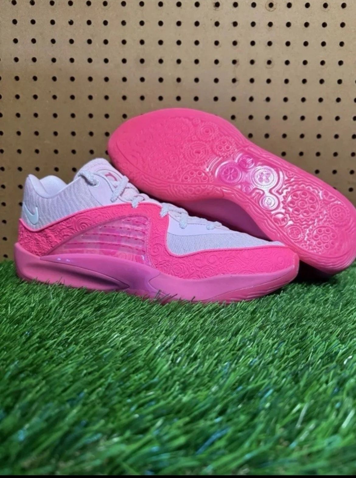 Size 15-Nike KD 16 NRG "Aunt Pearl" Pink Size 15 FN4929-600