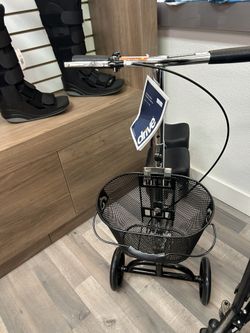 Steerable Knee Scooter With Basket 