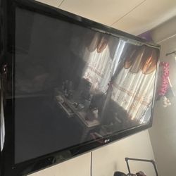 48” Lg Tv With Mounts