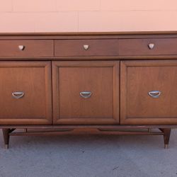 Vintage Console 