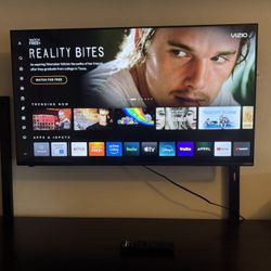 40” Vizio Smart TV + Wall Mount