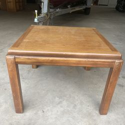 1981 Vintage Mid Century Modern Lane Altavista  Virgina Table 