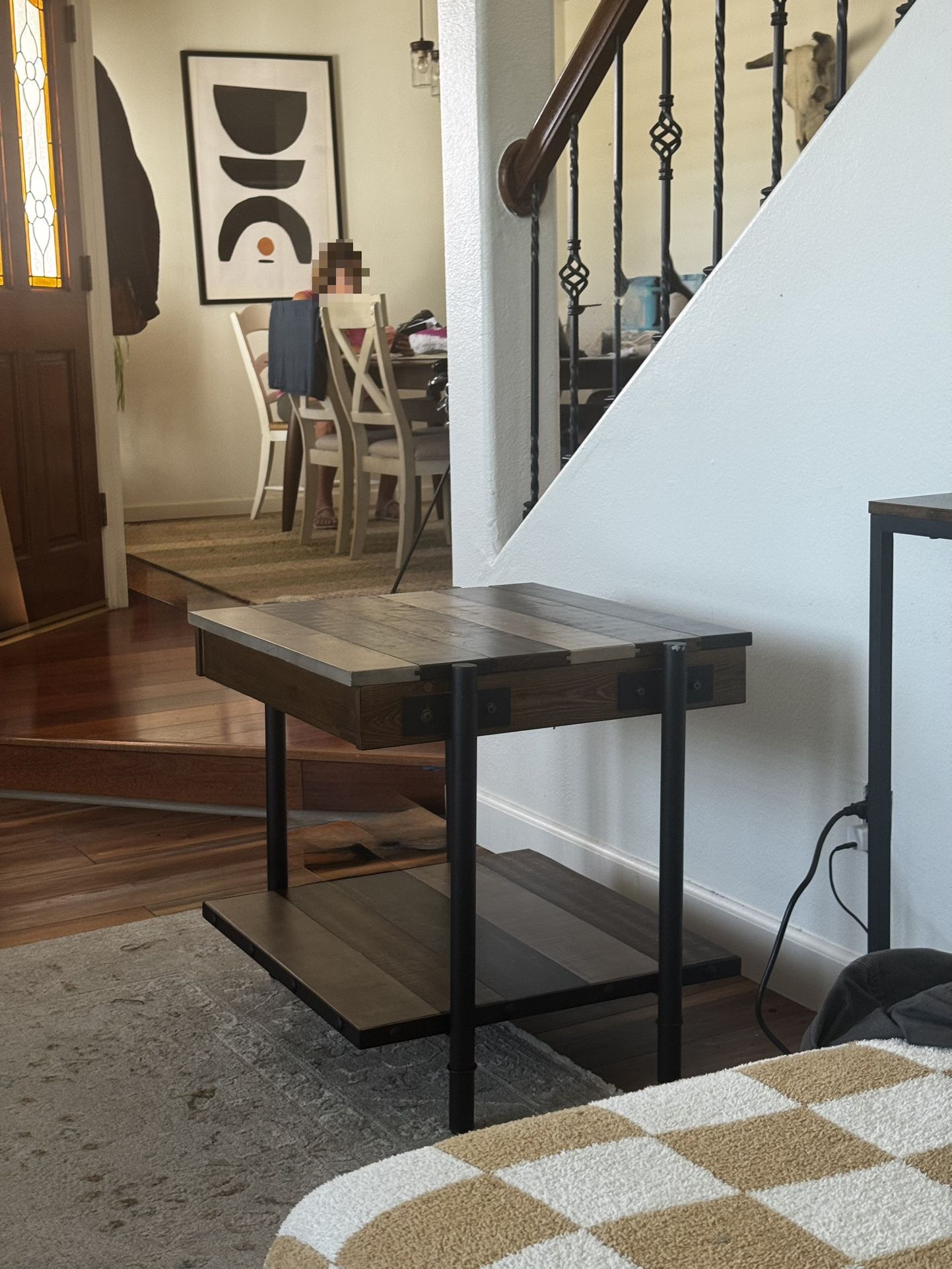 Bostweil End Table
