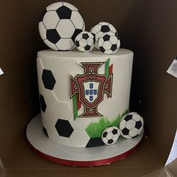 Portugal Fake Cake