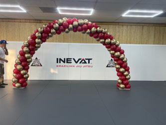 Balloon arch